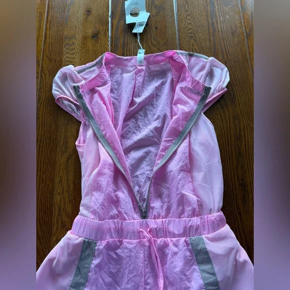 🆕 Daily Practice Puff Sleeve Front Zip Pink and Tan Short Sleeve Romper - Picture 13 of 13